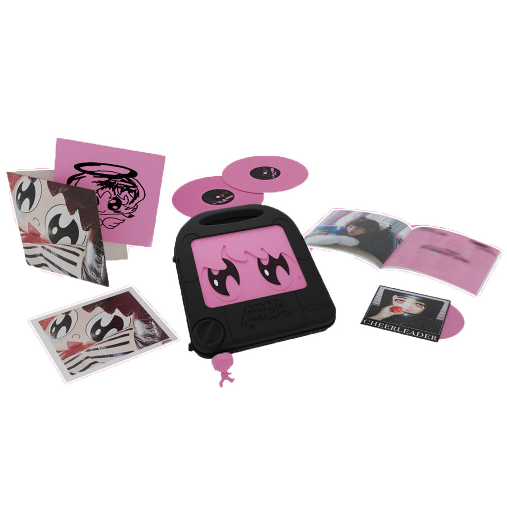 porter-robinson-smile-d-deluxe