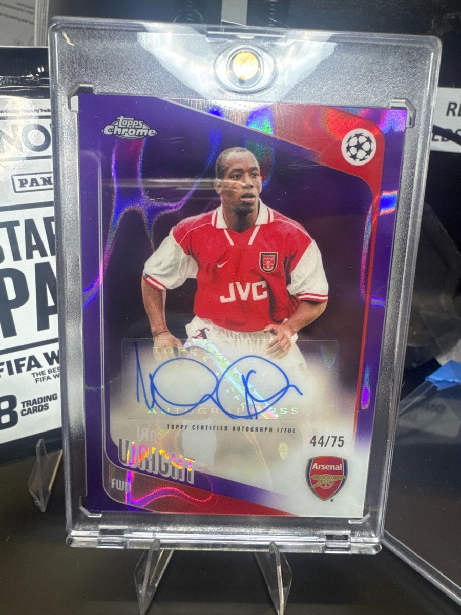 BUYEE公式アカウント　topps chrome トレカ Topps Chrome UEFA Club Competitions Ian Wright Signed Purple