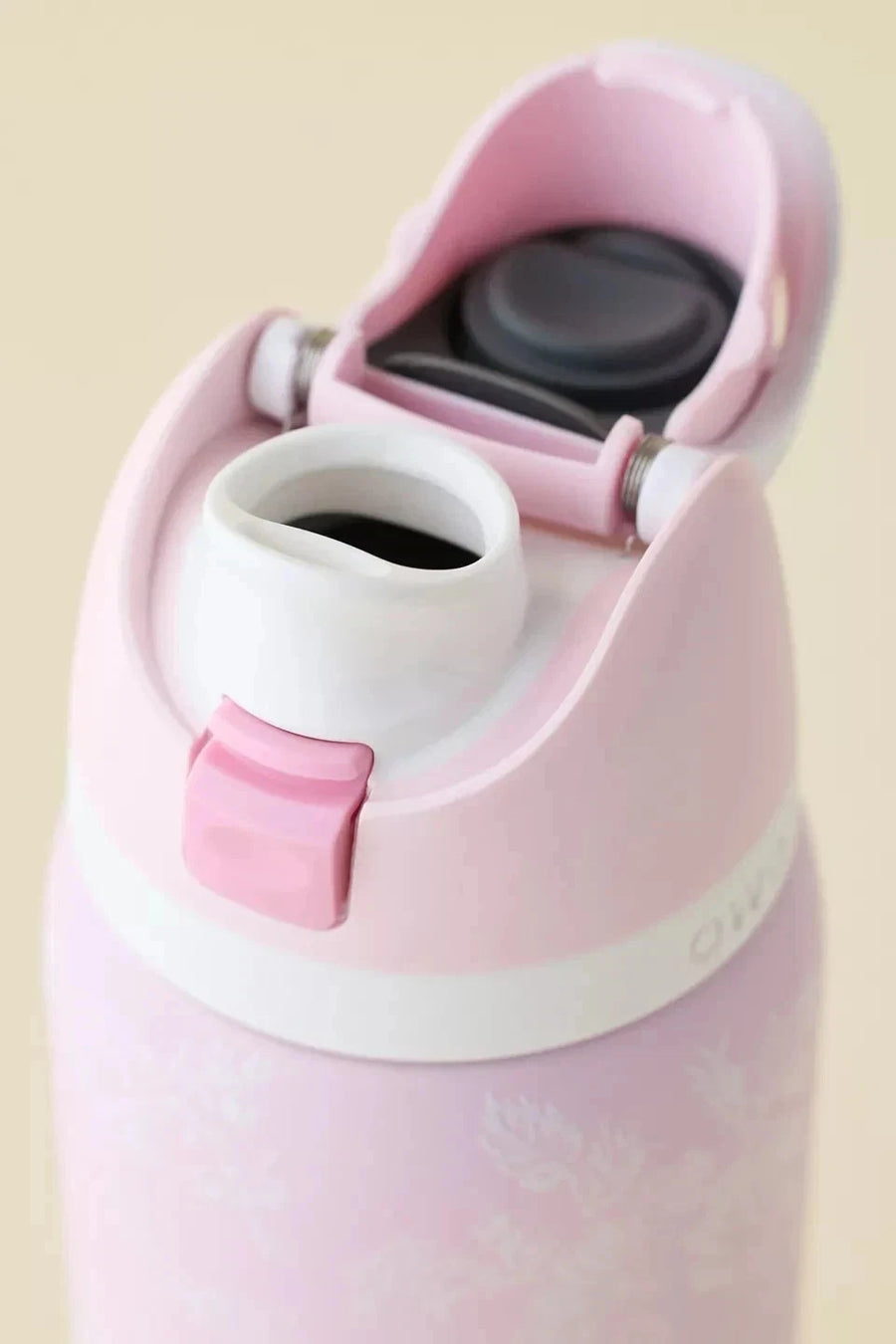 Owala Freesip 32oz Girl Pink Ribbon Toile UO Urban Outfitters Cup Bottle